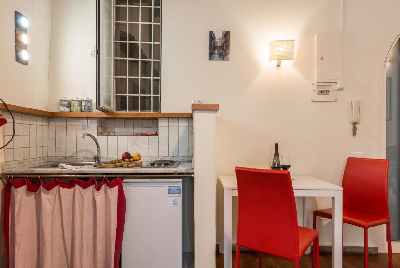 Colosseum Townhouse Rzym Zewnętrze zdjęcie