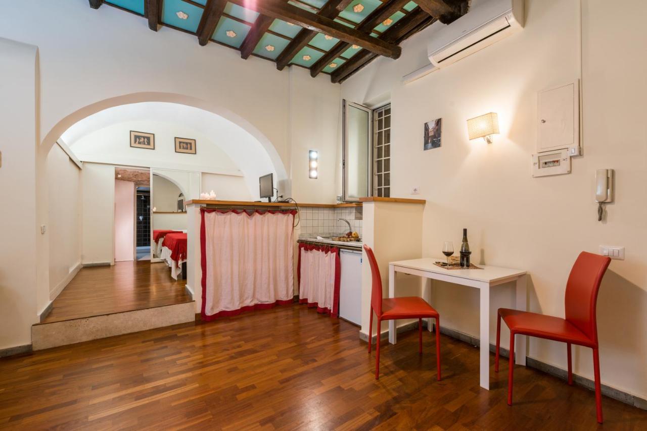 Colosseum Townhouse Rzym Zewnętrze zdjęcie